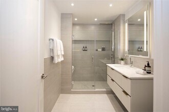 900 N 9th St in Philadelphia, PA - Foto de edificio - Building Photo