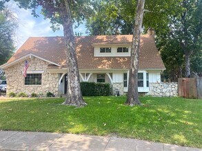 3601 Tulane Way in Garland, TX - Building Photo - Building Photo