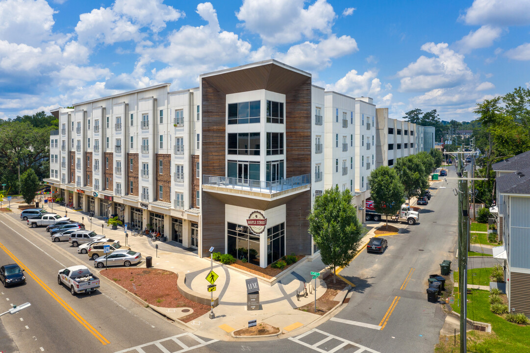 The Luxe on West Call in Tallahassee, FL - Building Photo