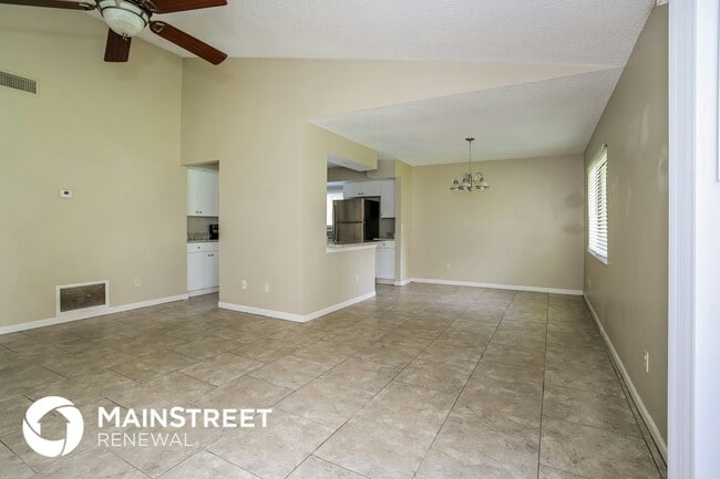property at 5625 Westview Dr