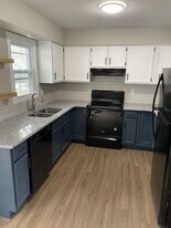 817 SE Hackley Ave in Des Moines, IA - Building Photo