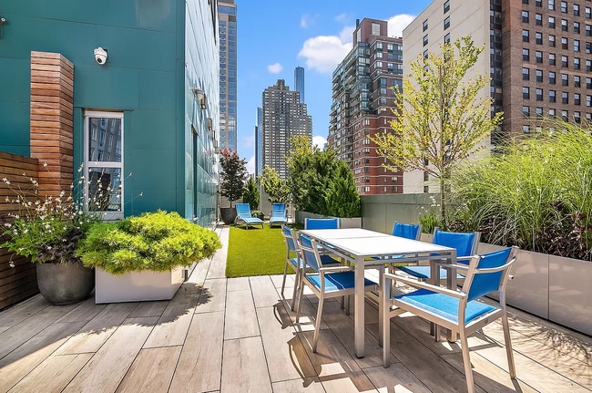 property at 225 W 60th St