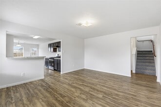 3 Santa Barbara Dr in Manvel, TX - Foto de edificio - Building Photo