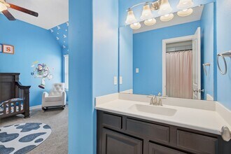 24534 Jenns Creek Ct in Spring, TX - Foto de edificio - Building Photo