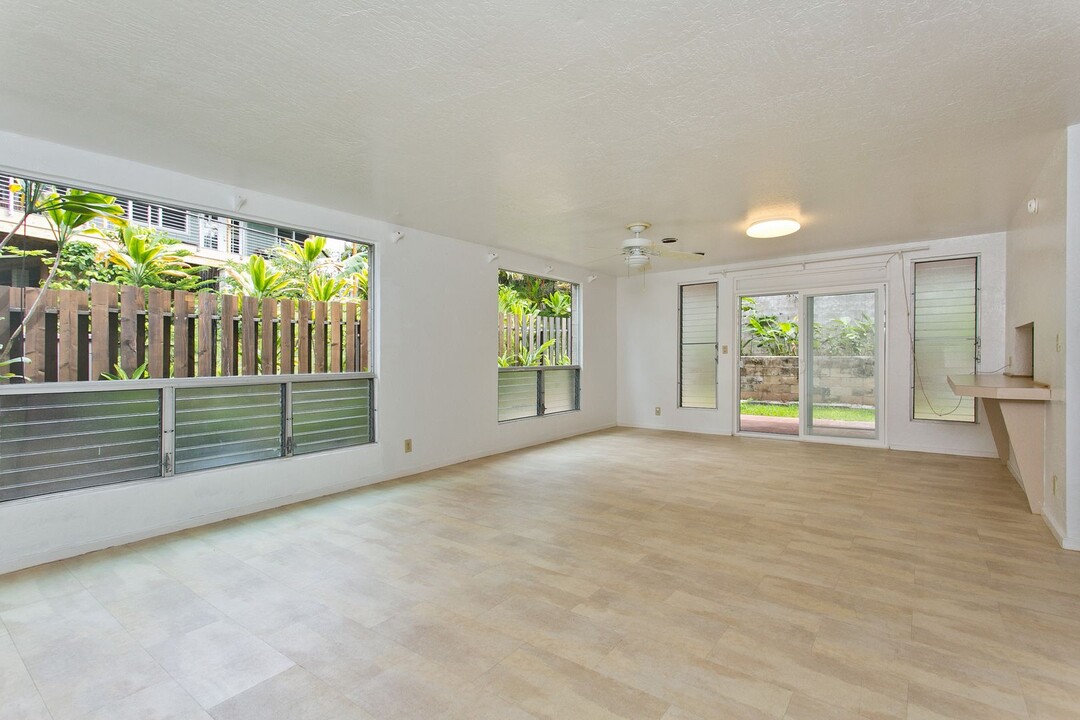 45-410-410 Lolopua Pl in Kaneohe, HI - Building Photo