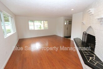 192 Sunset Pl in Sequim, WA - Building Photo - Building Photo