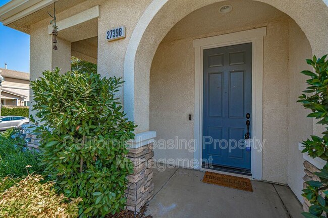 27398 Coldwater Dr in Santa Clarita, CA - Building Photo - Building Photo