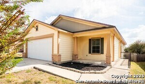 6254 Wildgrass Spur in San Antonio, TX - Building Photo - Building Photo