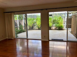 4300 Hazel Ave in Palm Beach Gardens, FL - Building Photo - Building Photo