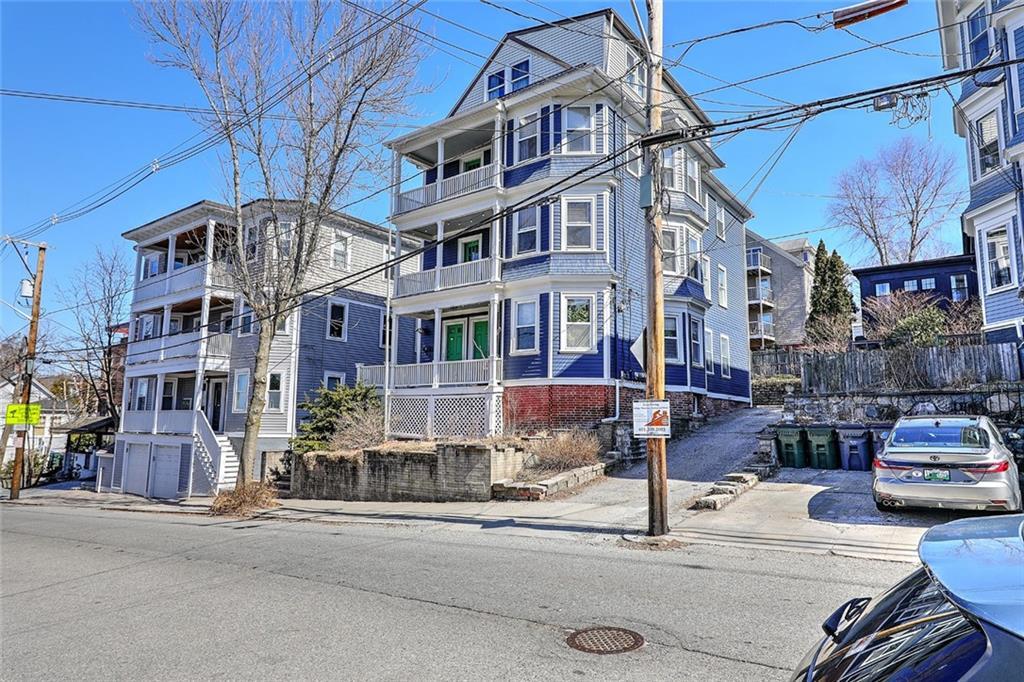 10 Pratt St in Providence, RI - Building Photo