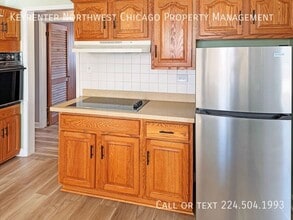 66 Ridgewood Rd in Elk Grove Village, IL - Building Photo - Building Photo