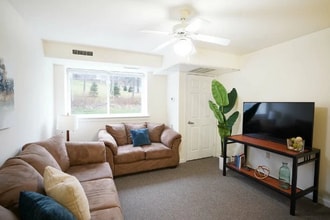 150 N Main St in Mansfield, PA - Foto de edificio - Building Photo