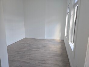 1339 14th St NW, Unit 2 in Washington, DC - Building Photo - Building Photo