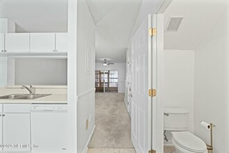 12311 Kensington Lakes Dr in Jacksonville, FL - Building Photo - Building Photo