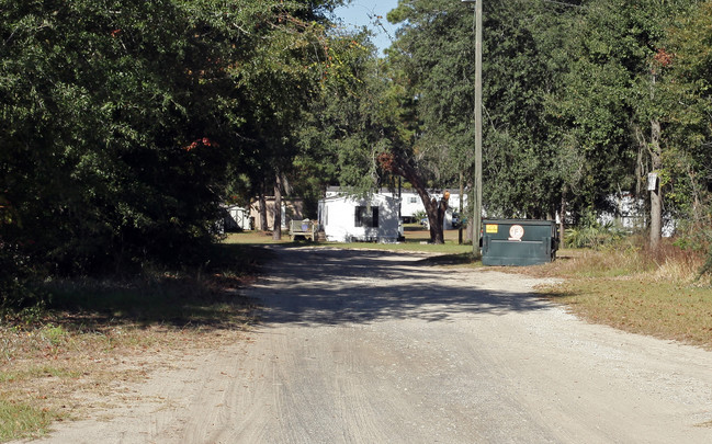 516 Jametta Ln in Charleston, SC - Building Photo - Building Photo