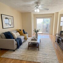 293-295 North St in Boston, MA - Building Photo