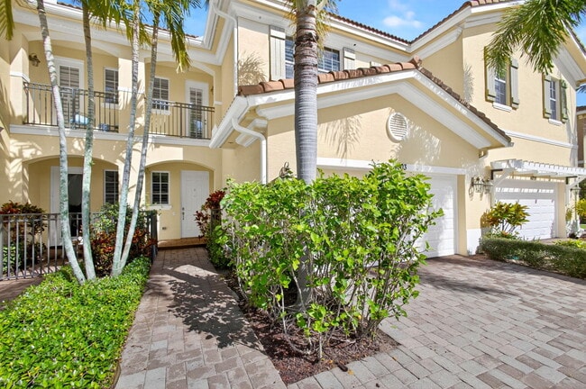 4803 Cadiz Cir in Palm Beach Gardens, FL - Building Photo - Building Photo