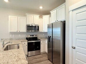 1504 Iroquois Ct in Pensacola, FL - Building Photo - Building Photo