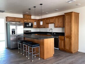 5334 Kenneth Ave, Unit Type B in Fair Oaks, CA - Building Photo - Building Photo
