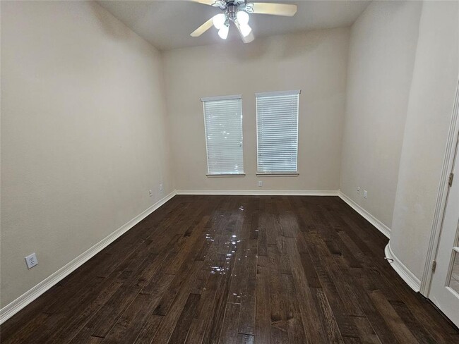 3218 Waters Edge Dr in Manvel, TX - Building Photo - Building Photo