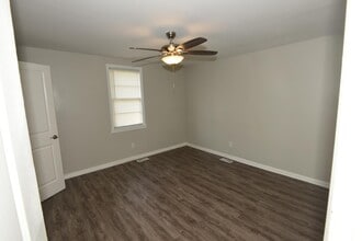 14 Link St in Greenville, SC - Building Photo - Building Photo