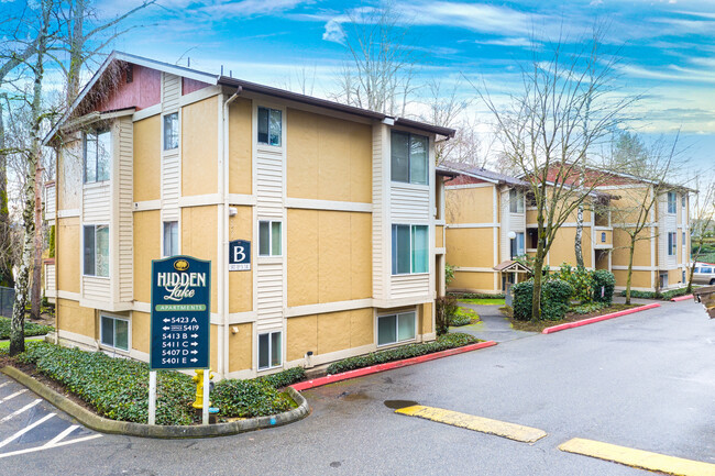 Hidden Lake Apartments in Lakewood, WA - Building Photo - Building Photo