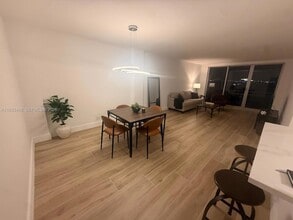 1500 Bay Rd, Unit 724S in Miami Beach, FL - Building Photo - Building Photo