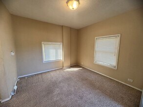 1702 13th Ave in Moline, IL - Building Photo - Building Photo