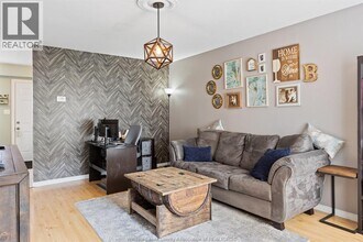 330 Fryer St in Amherstburg, ON - Building Photo - Building Photo