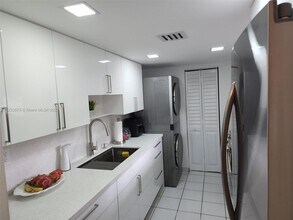 13850 SW 62nd St-Unit -107 in Miami, FL - Building Photo - Building Photo