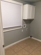 1123 W Maple Ave in Enid, OK - Building Photo - Building Photo