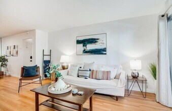 4600 Lamont St in San Diego, CA - Building Photo - Building Photo