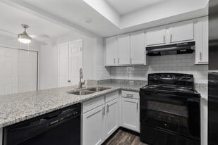 Eagle’s Edge in Indianapolis, IN - Building Photo