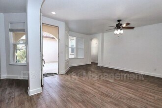 150 Allaire Cir in Sacramento, CA - Building Photo - Building Photo