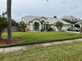1461 Wellington Cir in Rockledge, FL - Building Photo