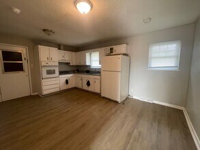 606 Eastbrook Dr NW in Huntsville, AL - Building Photo - Building Photo