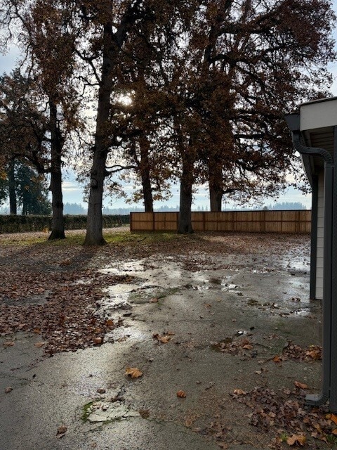 8792 Umatilla St NE in Salem, OR - Foto de edificio - Building Photo