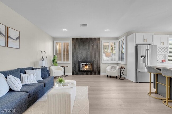 8848 Rainbow Ridge Dr in Las Vegas, NV - Foto de edificio - Building Photo