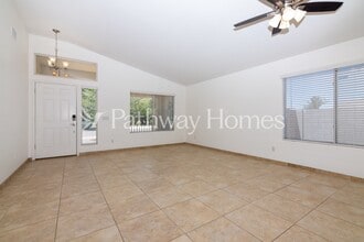 520 W Musket Pl in Chandler, AZ - Foto de edificio - Building Photo