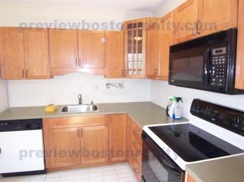 118 Strathmore Rd in Boston, MA - Building Photo