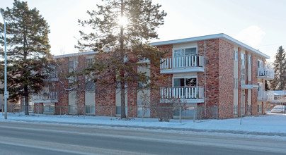 3607 118th Ave NW in Edmonton, AB - Building Photo - Building Photo