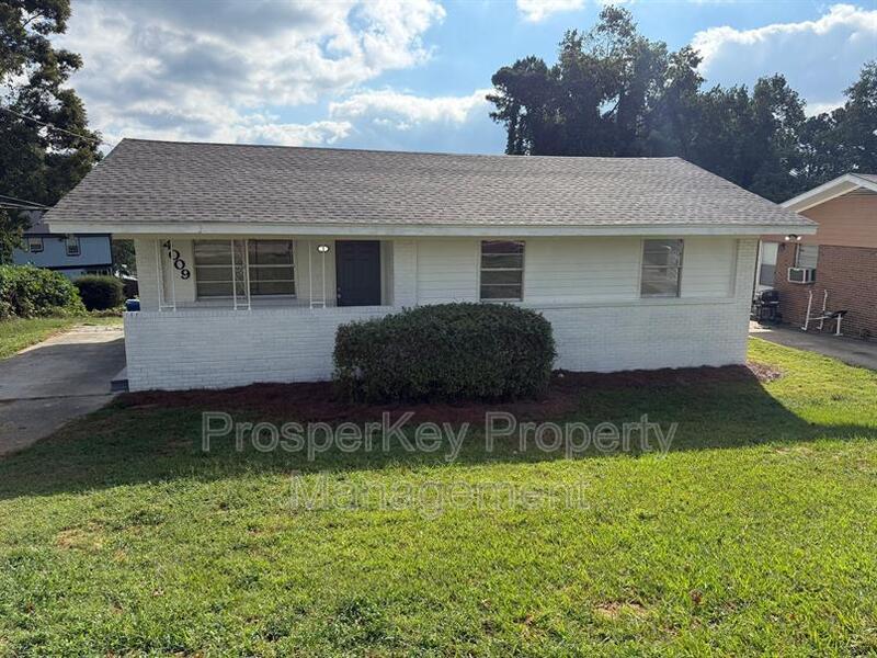 4009 Ester Dr SW in Atlanta, GA - Building Photo