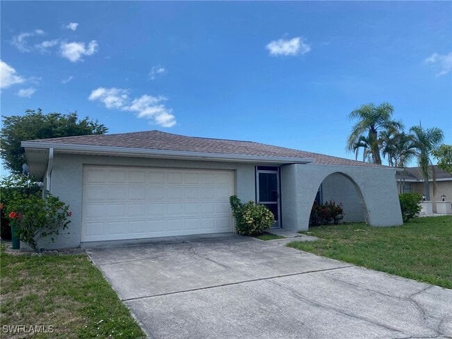 9801 Owlclover St in Ft. Myers, FL - Building Photo - Building Photo
