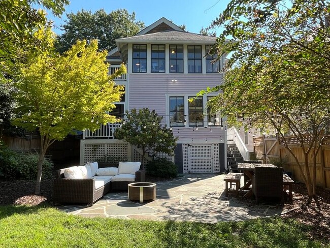 property at 608 S Boylan Ave