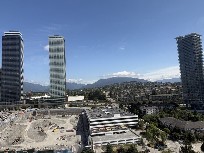 2185 Brigadoon Ave in Vancouver, BC - Building Photo - Building Photo