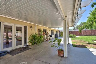 21355 Webster Ave in Perris, CA - Building Photo