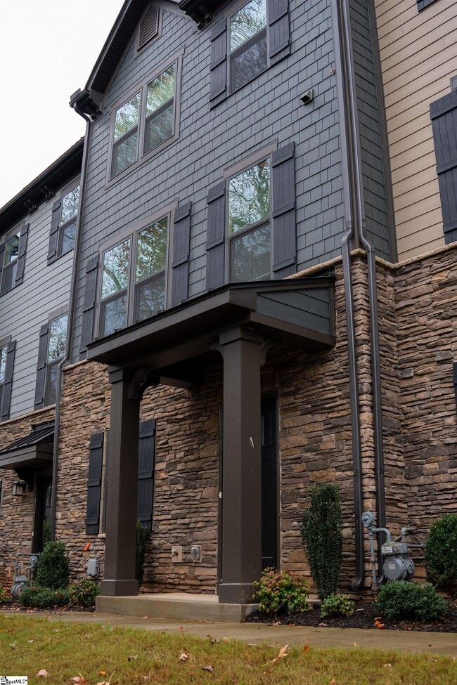 17 Rollins Ave in Greenville, SC - Building Photo - Building Photo