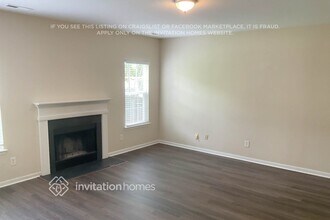 8422 Oak Dr in Charlotte, NC - Building Photo - Building Photo