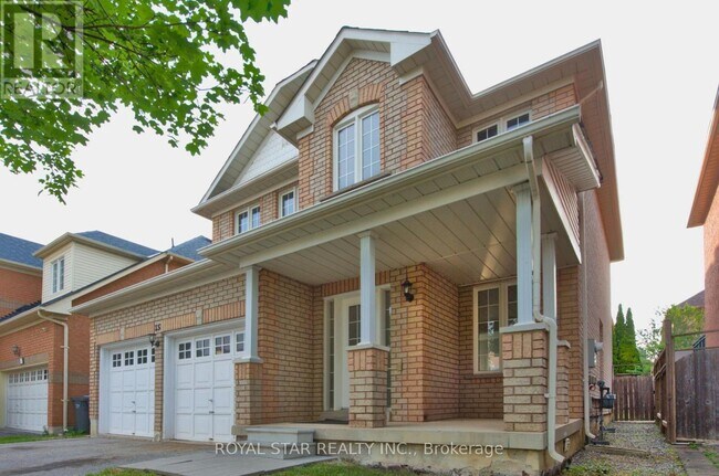 15 Masters Green Crescent in Brampton, ON - Building Photo - Building Photo