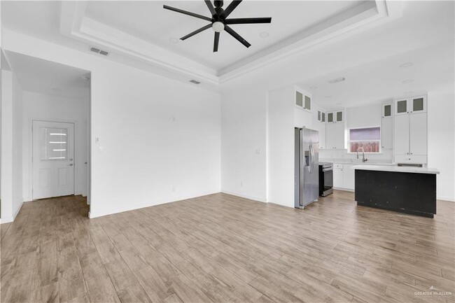 23 N Sugar Bear Dr in Edinburg, TX - Building Photo - Building Photo
